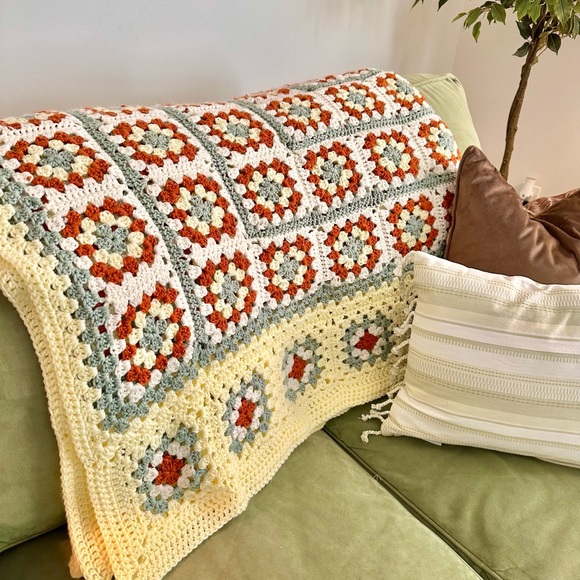 Crochet Granny Square Blanket - Picture 1 of 5